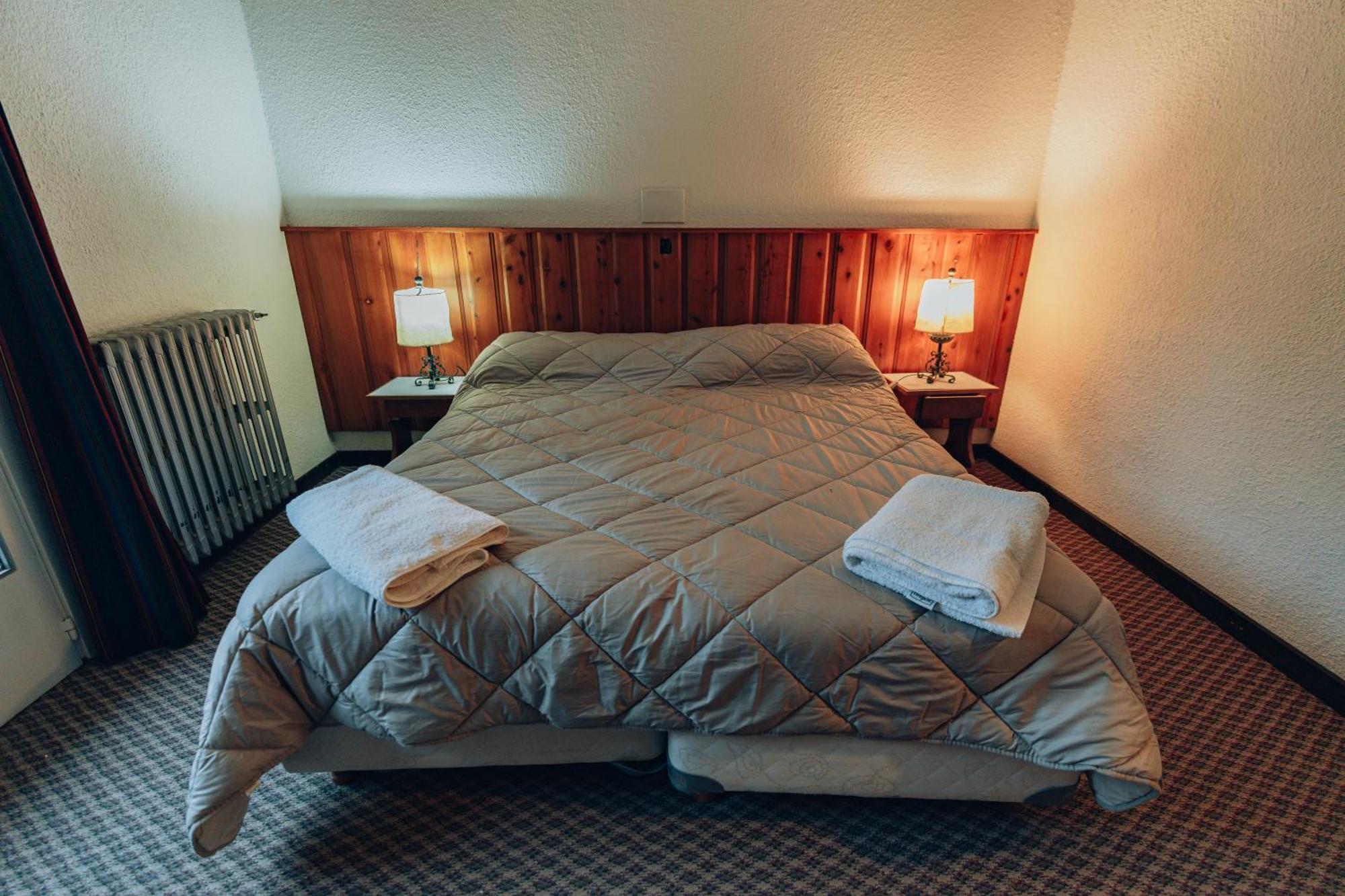 Hotel Dinko 圣卡洛斯-德巴里洛切 外观 照片